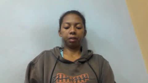sarah146341 online show from May 18, 4:29 am