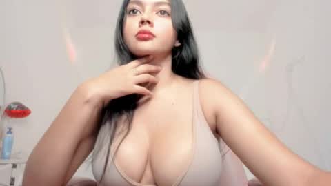 Snapshot of sarah_angelll chatting on June 6, 11:20 pm sarah online show from June 6, 11:20 pm