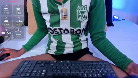 sarah_ashbourne online show from November 24, 1:49 am