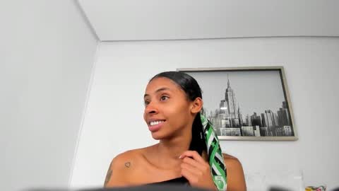 sarah_ashbourne online show from December 20, 3:30 pm