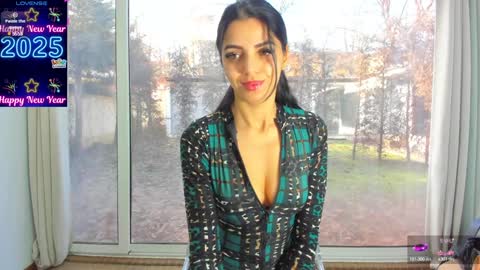 Snapshot of sarah_blake_ chatting on January 13, 10:14 am Sara online show from January 13, 10:14 am