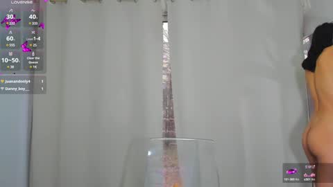 Snapshot of sarah_blake_ chatting on January 31, 11:24 am Sara online show from January 31, 11:24 am