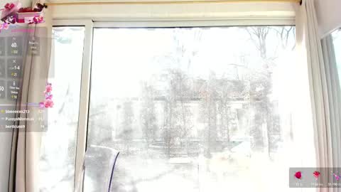 Snapshot of sarah_blake_ chatting on March 7, 12:45 pm Sara online show from March 7, 12:45 pm