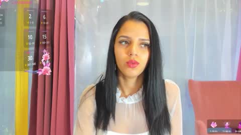 Snapshot of sarah_blake_ chatting on October 10, 8:46 am Sara online show from October 10, 8:46 am