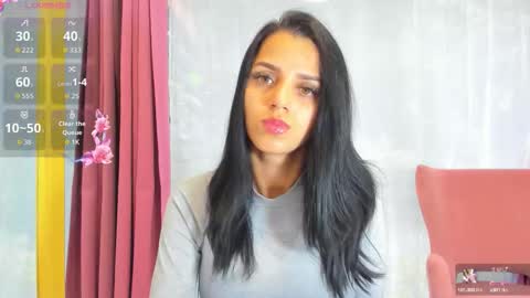 Snapshot of sarah_blake_ chatting on October 15, 8:14 am Sara online show from October 15, 8:14 am