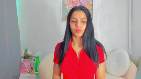 Sara online show from May 6, 8:08 am