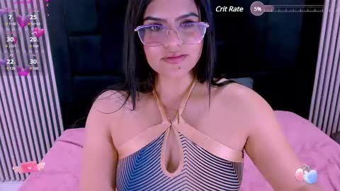 Snapshot of sarah_cream chatting on March 12, 3:24 am Sarah online show from March 12, 3:24 am