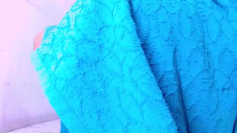 Snapshot of sarah_cream chatting on September 22, 10:45 pm Sarah online show from September 22, 10:45 pm