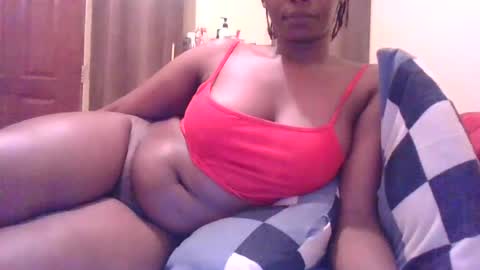 Snapshot of sarah_haggai chatting on June 12, 9:25 pm sarah_haggai online show from June 12, 9:25 pm