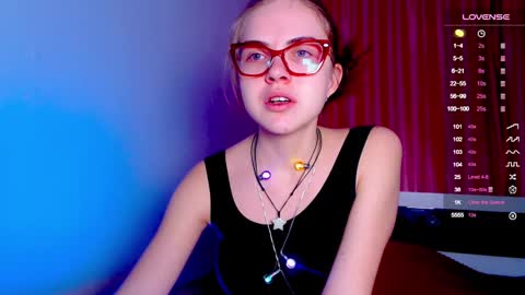 Sarah online show from December 30, 1:03 pm