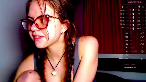 Sarah online show from February 21, 1:11 pm