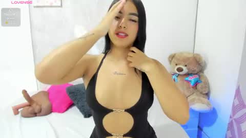 sarah_lowee online show from July 16, 6:14 pm