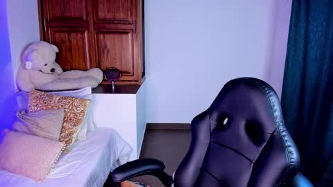 Sarah Independent model online show from February 20, 10:48 pm