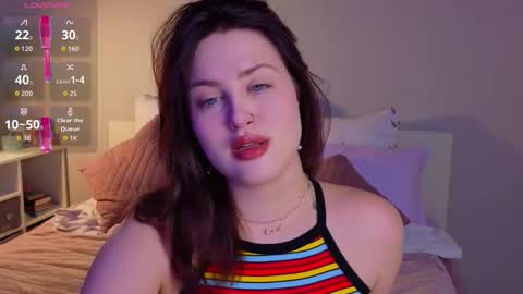 Sarah online show from January 17, 11:30 pm