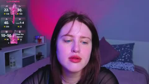 Snapshot of sarah_soul chatting on June 15, 10:45 pm Sarah online show from June 15, 10:45 pm