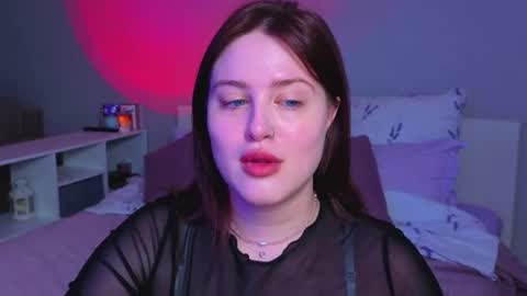 Snapshot of sarah_soul chatting on June 25, 10:47 pm Sarah online show from June 25, 10:47 pm