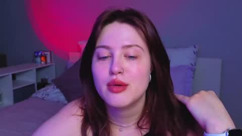 Snapshot of sarah_soul chatting on June 28, 10:38 pm Sarah online show from June 28, 10:38 pm