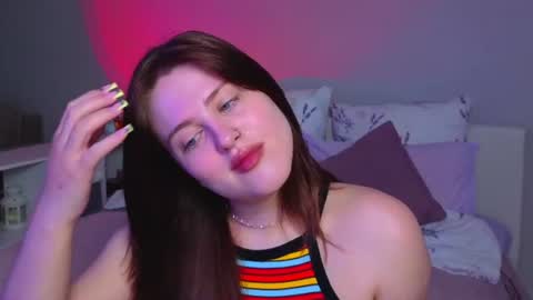 Snapshot of sarah_soul chatting on July 4, 11:00 pm Sarah online show from July 4, 11:00 pm
