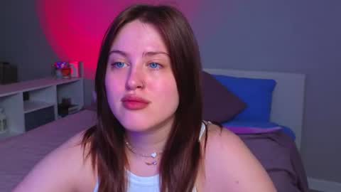 Snapshot of sarah_soul chatting on July 19, 10:35 pm Sarah online show from July 19, 10:35 pm
