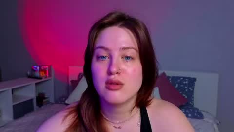 Snapshot of sarah_soul chatting on August 5, 10:33 pm Sarah online show from August 5, 10:33 pm