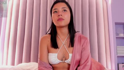 Snapshot of sarahevans__ chatting on December 26, 11:24 pm Sarah Evans online show from December 26, 11:24 pm