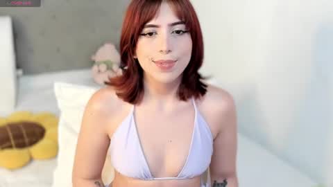 Snapshot of sarahgrant_ chatting on July 7, 2:36 am sarahgrant_ online show from July 7, 2:36 am