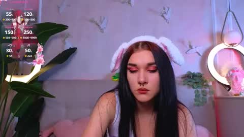 Sarah  online show from November 2, 9:50 pm