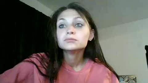 Snapshot of sarahlemmons000 chatting on March 23, 11:25 am sarahlemmons000 online show from March 23, 11:25 am