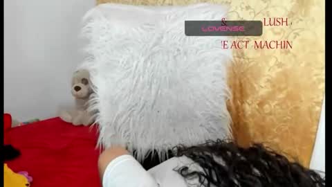 Snapshot of sarahlovexxv chatting on June 3, 7:22 am Sarah online show from June 3, 7:22 am
