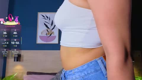 Snapshot of sarahmiler_ chatting on November 11, 7:58 pm Sarah online show from November 11, 7:58 pm