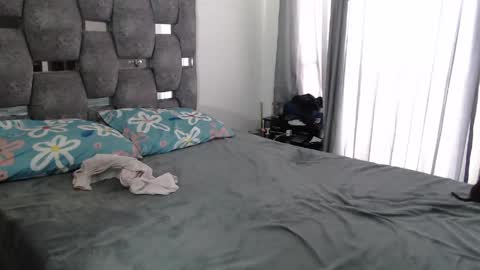 Snapshot of sarahott_1 chatting on May 13, 4:26 pm Lia online show from May 13, 4:26 pm
