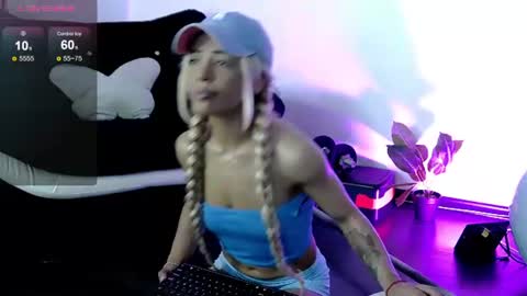 Snapshot of sarahraiynex chatting on June 11, 10:13 am sarahraiynex online show from June 11, 10:13 am