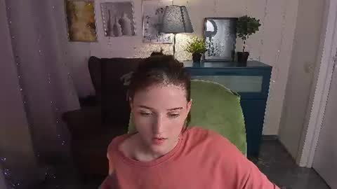 Sarah online show from June 21, 9:17 pm