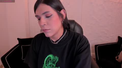 Sarah  independent model online show from May 5, 4:09 am