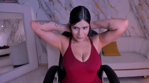 Sarah  independent model online show from May 15, 4:08 am