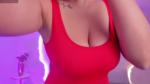 Sarah  independent model online show from June 8, 12:03 am