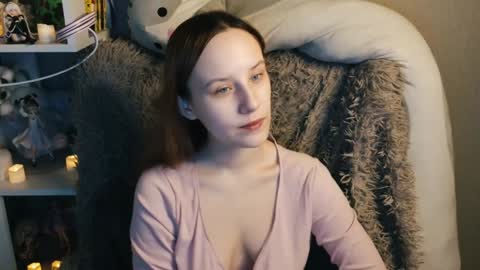 Sara online show from December 3, 1:19 am