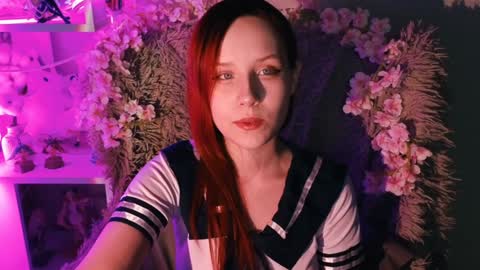 Sara online show from February 5, 7:53 pm