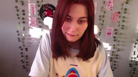 Snapshot of sarakinski chatting on January 13, 7:21 am Sara online show from January 13, 7:21 am