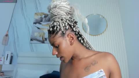 Sara Lewis online show from February 21, 10:38 am