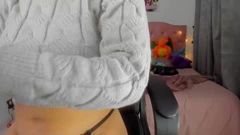 sara  online show from December 27, 12:07 am