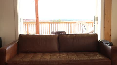 Snapshot of saraloverays chatting on October 31, 12:22 am Back from Vacay Follow for more here online show from October 31, 12:22 am