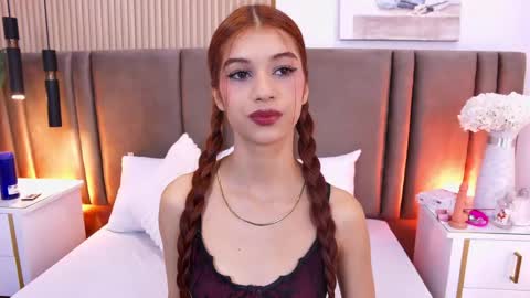 Sara Lugo  online show from April 29, 8:04 pm