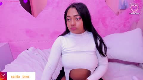 Snapshot of saramagiic chatting on January 29, 5:56 pm online show from January 29, 5:56 pm