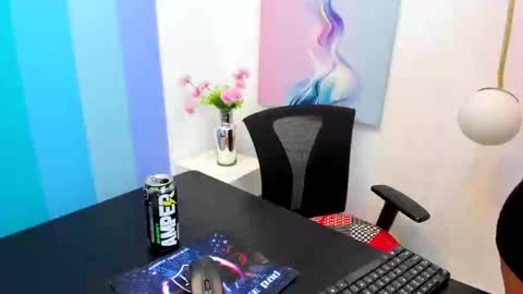 Snapshot of saramagiic chatting on September 20, 3:46 pm online show from September 20, 3:46 pm