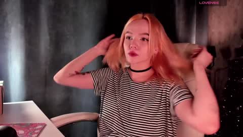 Sara online show from December 24, 12:44 pm