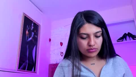 sarastonesx online show from October 2, 9:05 am