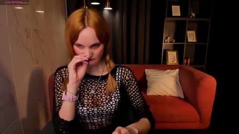 Sara online show from March 6, 2:46 pm