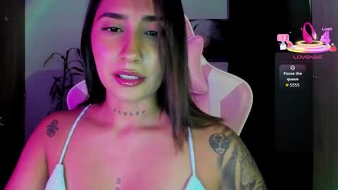 saratukkerr online show from March 15, 8:59 pm