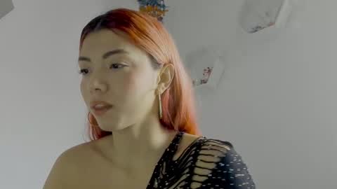 Saray  online show from December 1, 7:41 pm